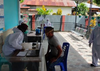 Puskesmas Motoboi Kecil Simulasi Penyuntikan Vaksin Sinovac