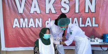 Masuk Hari ke Lima, Sudah 430 Nakes Divaksinasi