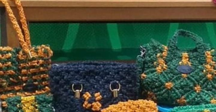 LKS Desa Muntoi Pasarkan Hasil Kerajinan Tangan