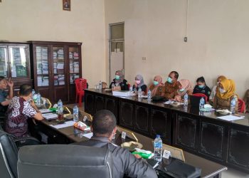 Bahas KKS, Komisi I DPRD Bolmut Gelar Rapat Bersama Dinkes dan Bapelitbang