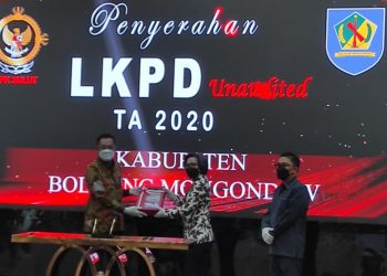 Bupati Bolmong Serahkan LKPD Tahun 2020 ke BPK RI