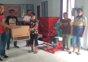 Peduli Pertanian, Aleg DPRD Bolmut Bantu Mesin Rontok