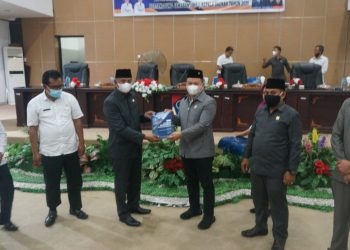 Paripurna Penyerahan LKPj Bupati Sukses Digelar