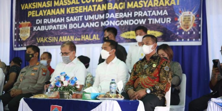 Pertama di Sulut, Boltim Gelar Vaksinasi Masal Bagi Lansia