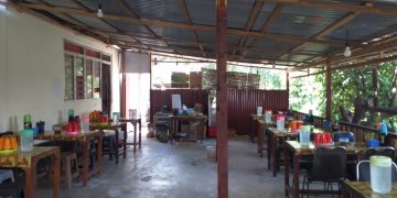 Kantin Ma’ Niki Raup Keuntungan Hingga Jutaan Rupiah