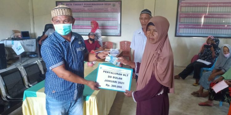 148 KK Biontong Induk Terima BLT DD Januari Tahun 2021