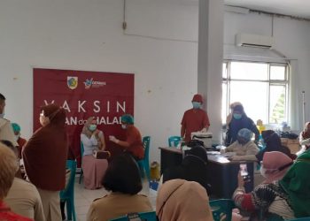 Ratusan Guru Kotamobagu Mulai Divaksinasi