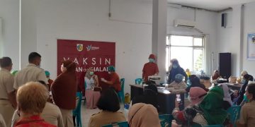 Ratusan Guru Kotamobagu Mulai Divaksinasi