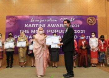 Membanggakan, Kadis PRKP Kotamobagu Raih Kartini Award 2021
