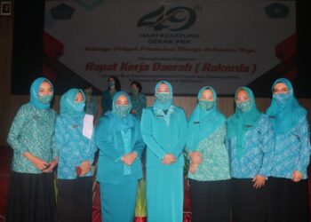 Ketua dan Wakil Ketua Tim PKK Boltim Hadiri HKG ke 49