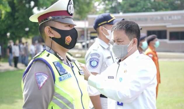 Wakili Wali Kota, Sande Pimpin Apel Gelar Pasukan Operasi Ketupat Samrat 2021