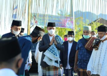 Bupati Sholat ID di Kecamatan Modayag, Wakil Bupati di Kecamatan Tutuyan 