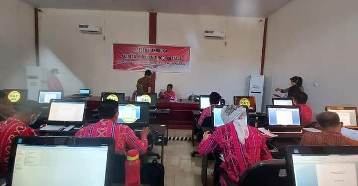 Peserta Seleksi JPT Ikuti Tes Penulisan Makalah