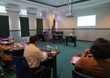 Seleksi JPT Memasuki Presentasi Makalah