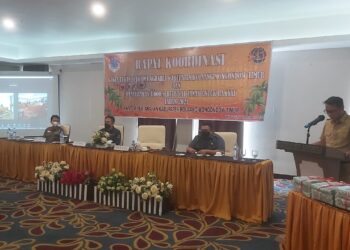 Sachrul Serahkan 1000 Sertifikat Tanah Secara Simbolis