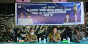 Sachrul Buka Rapat Evaluasi Terkait Pelaksanaan Program Vaksinasi