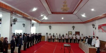 Tatong Bara Lantik 125 Pejabat Struktural dan Fungsional