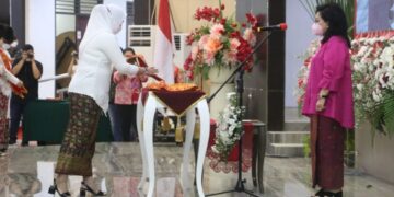 Seska Ervina Budiman Dikukuhkan Sebagai Bunda PAUD Kabupaten Boltim