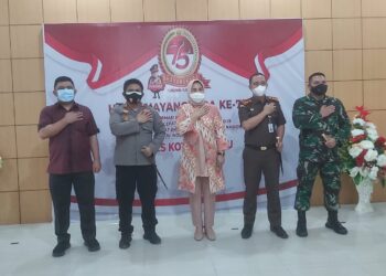 HUT Bhayangkara ke-75, Tatong Bara Sambangi Polres Kotamobagu