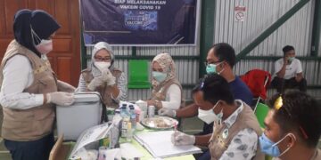 Puskesmas Tungoi Vaksinasi Karyawan PT JRBM