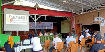 Bawaslu Bolmong Gelar Rapat Evaluasi Pengawasan Pemilu Bersama Stakeholder