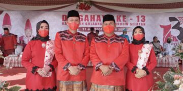 Iskandar Kamaru Pimpin Upacara HUT Bolsel Ke-13