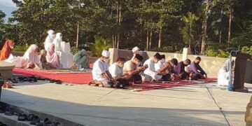 Terapkan Prokes, Tatong Bara dan Nayodo Sholat Idul Adha di Tempat Berbeda