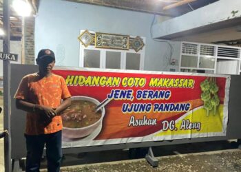 Coto Makassar Daeng Alang Diminati Banyak Orang