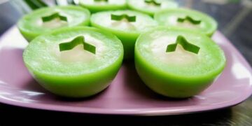 Gunakan Medsos, Riri Bisnis Kue dari Rumah