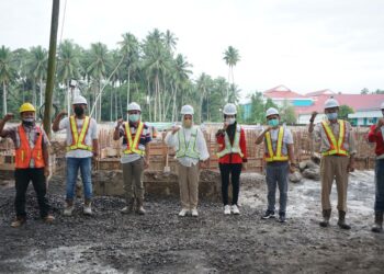 Tatong Tinjau Pembangunan Ruangan Isolasi RSUD Kotamobagu 