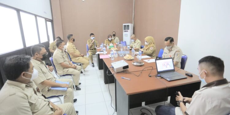 Kunjungan Kerja ke Dinsos, Tatong Tegaskan Terkait Sasaran Bansos