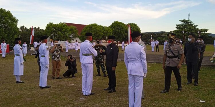 Bupati Boltim Kukuhkan Paskibraka Tahun 2021