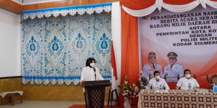 Tatong Bara Serahkan Tanah Hibah Kepada POM Kodam XIII/Merdeka