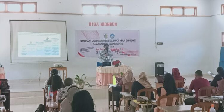 Disdik Kotamobagu Gelar Pembinaan dan Pemantapan Kelompok Kerja Guru