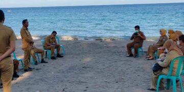 Background Pantai Molobog, 7 Camat di Boltim dapat Pembekalan Kepemimpinan