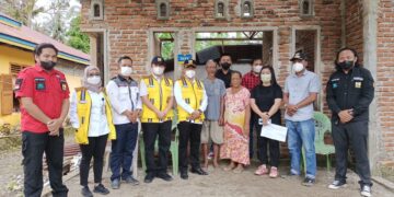 Balai P2P Sulut Gelar Pemasangan Peneng BSPS Secara Simbolis