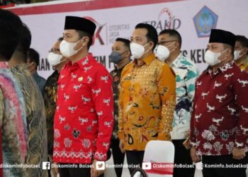 Iskandar Kamaru Hadiri Pengukuhan TPAKD Se-Sulut