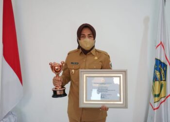 Wali Kota Kotamobagu Terima Piagam Penghargaan APE