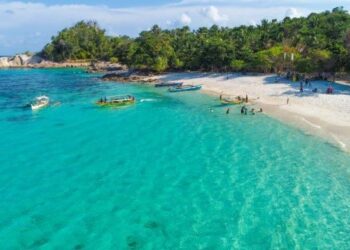 Penyelam Senior Reinhart Garang : Boltim Memiliki Wisata Bawah Laut Terbaik di Dunia