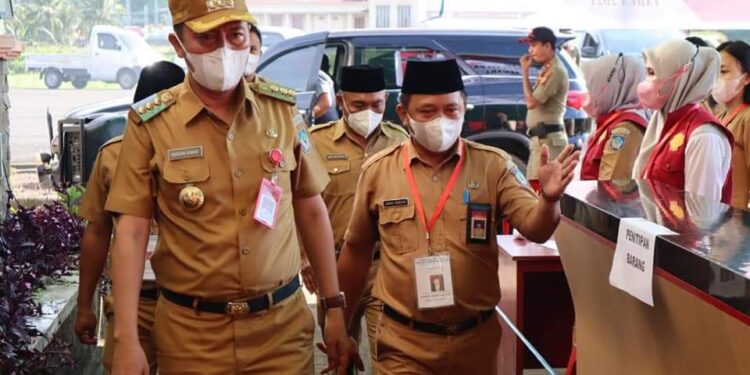 Tinjau Pelaksanaan Ujian SKD Hari Pertama, Ini Pesan Kamaru