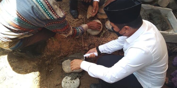 Bupati Boltim Letak Batu Pertama Pembangunan Taman Pengajian Tahfiz Qur’an