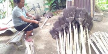 Butuh Sapu Lantai Tradisional atau Sapu Ijuk? Disini Tempatnya
