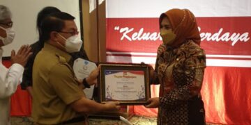 Terbaik Nasional, Pemerintah Kotamobagu Terima Penghargaan