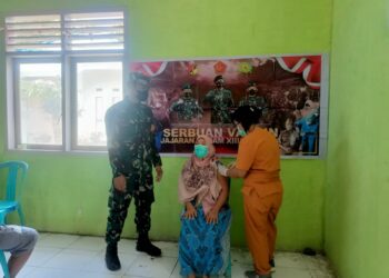 Pemdes Desa Molobog Gelar Vaksinasi Massal