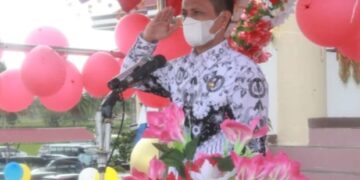 Wabup Yanny Irup Hari Guru Nasional dan HUT PGRI ke-76