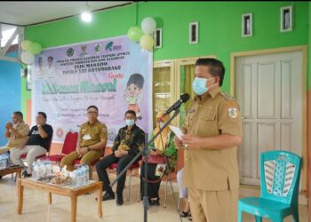 Nayodo Buka Secara Resmi Khitanan Massal di Desa Bungko