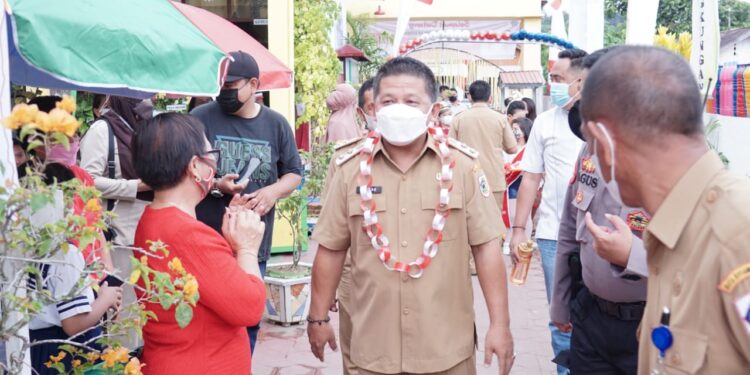 Wakili Wali Kota, Nayodo Hadiri Penyerahan Penghargaan Adiwiyata Tingkat Provinsi