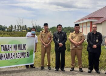 Tingkatkan Pelayanan Penegakan Hukum, Pemda Bolsel Hibahkan Lahan Pembangunan PN