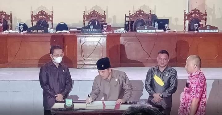 Ranperda Tentang APBD 2022 dan BMD Ditetapkan