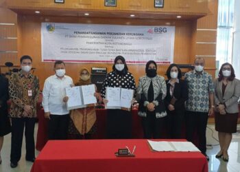 Dukung GNNT, Tatong Bara Teken PKS Penyaluran BOS dengan BSG